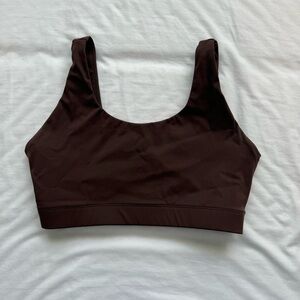 Everlane sports bra